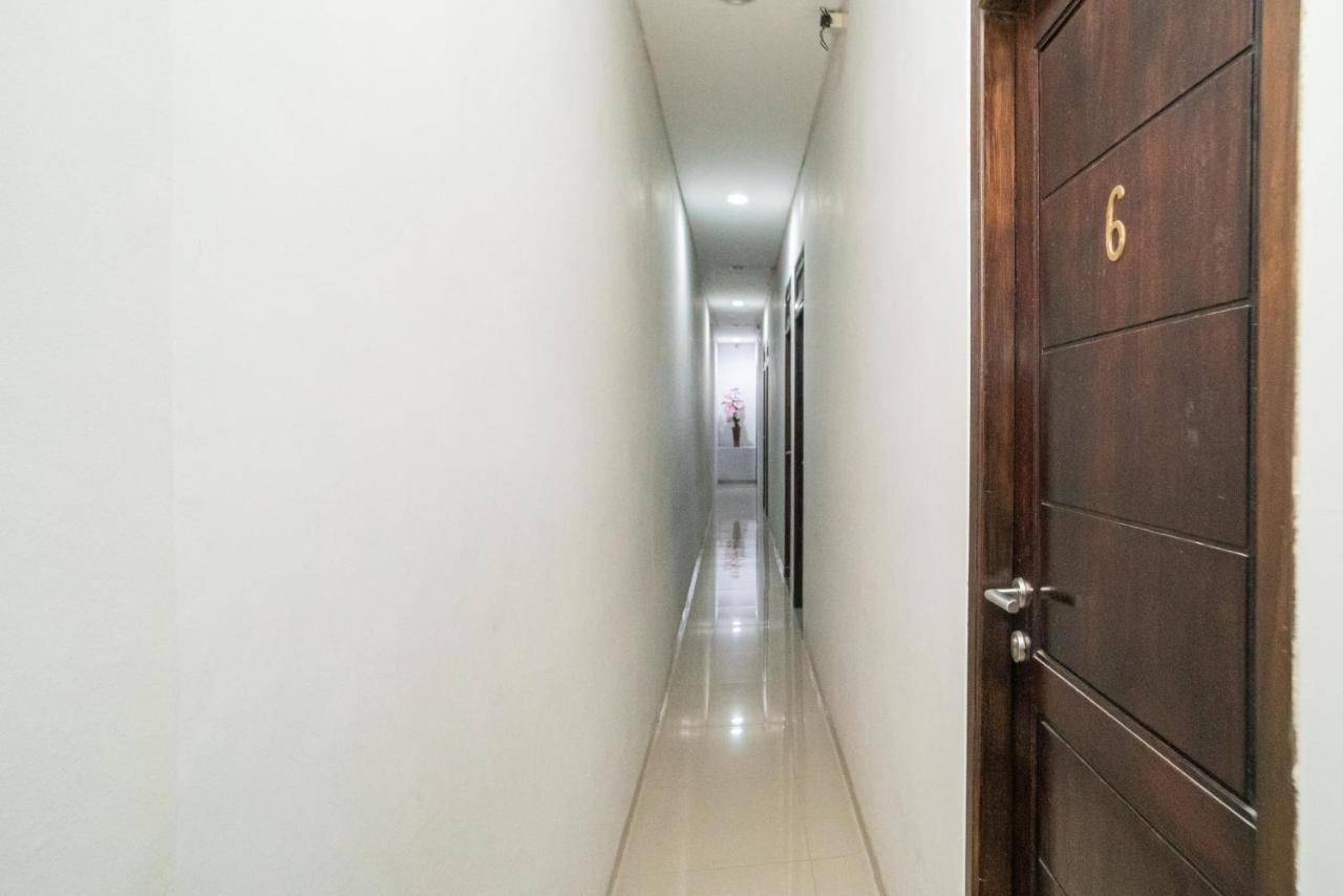 Reddoorz At Merr Rungkut Jl Gunung Anyar Gununganjar Exterior photo